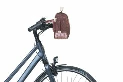 Sacoche De Guidon Basil Boheme Rouge 8l -Promos Vélo Magasin basil boheme city handlebar bag kf 8 liter red 4