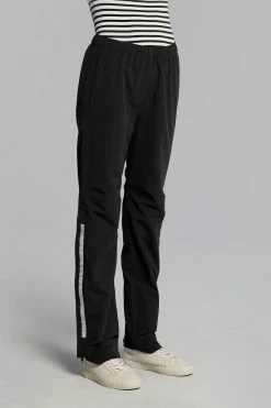 Pantalon Imperméable Basil Mosse Femme 12 Pantalon Imperméable Basil Mosse Femme -Promos Vélo Magasin basil mosse bicycle rain pants women black 4