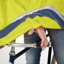 Tucano Urbano Cape De Pluie Vélo Garibaldina -Promos Vélo Magasin cape de pluie garibaldina jaune fluo fixation guidon