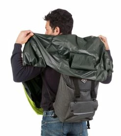 Tucano Urbano Cape Vélo Pluie (homme/femme) Avec Soufflet -Promos Vélo Magasin cape de pluie garibaldina plus sac a dos airbone