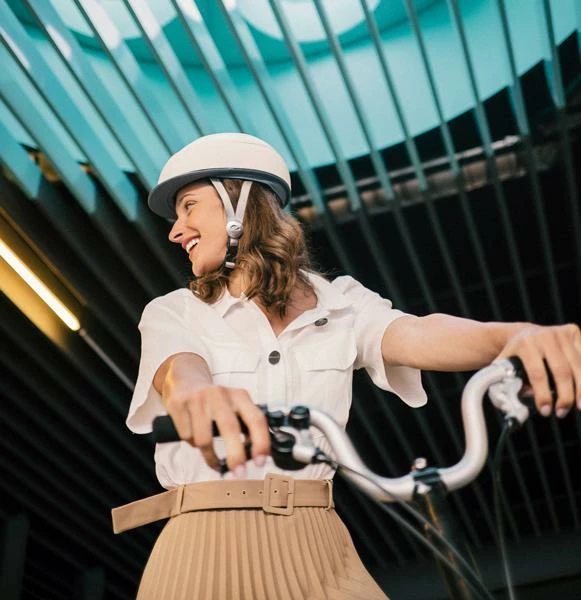 Closca Helmet Blanc 5 Closca Helmet Blanc – Image 3