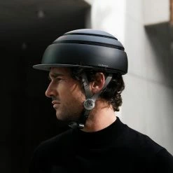 Closca Helmet Noir -Promos Vélo Magasin mesa de trabajo 1 1 1000x1000 1