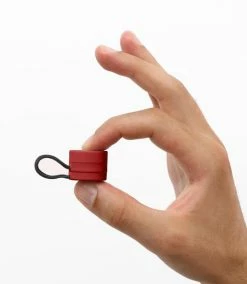 Palomar Lampe Vélo Magnétique Vêtement Et Sac Lucina Bordeaux -Promos Vélo Magasin palomar lucina2017 07 773x890 1 zoom 1