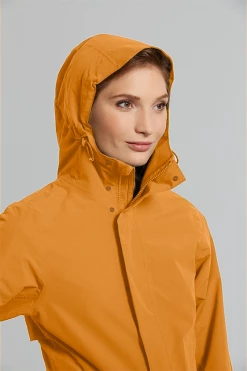 Parka Imperméable Basil Mosse Femme 20 Parka Imperméable Basil Mosse Femme -Promos Vélo Magasin parka velo femme ville basil mosse de couleur orange marron