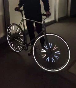 Rainette Réflecteurs Pour Rayons De Vélo Fluo -Promos Vélo Magasin ref velo visibilite reflecteurs visible roue securite resistant 900x