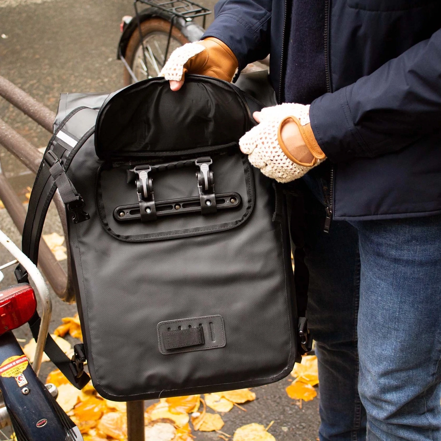 Badawin Sacoche Vélo + Sac à Dos étanche 4 Badawin Sacoche Vélo + Sac à Dos étanche – Image 2